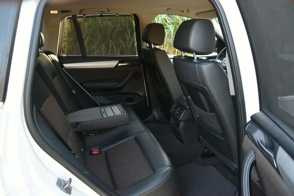 BMW X3 xDrive20i xLine - 16