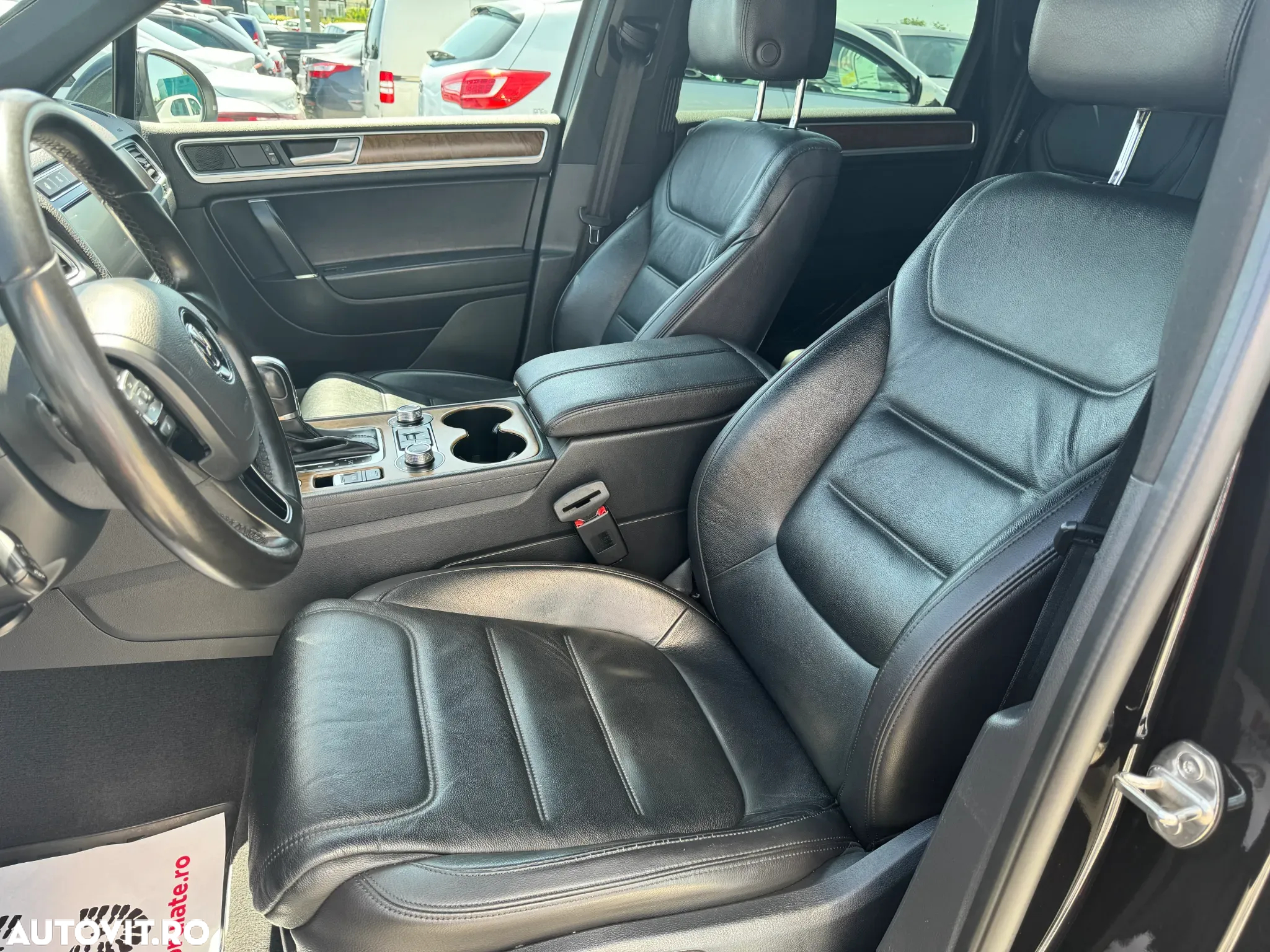 Volkswagen Touareg V6 TDI BMT Supreme Plus - 8