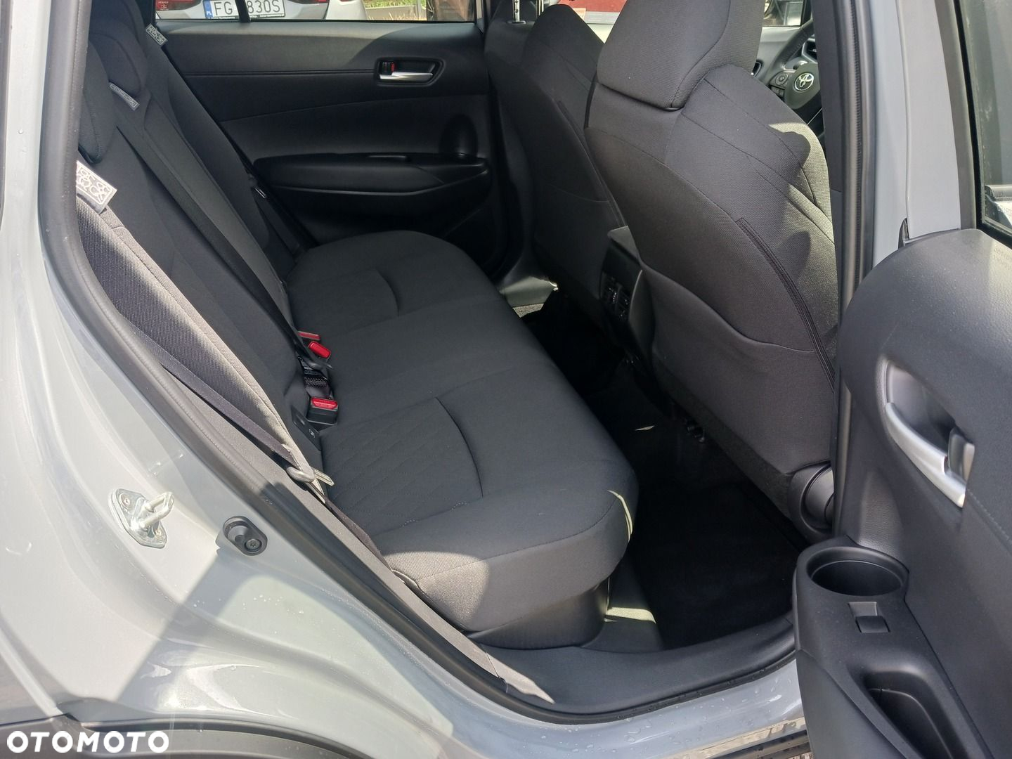 Toyota Corolla Cross 2.0 Hybrid Style - 11