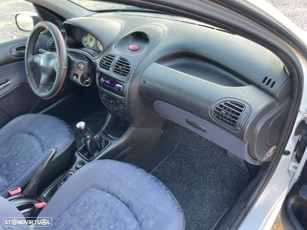Peugeot 206 1.1 Color Line - 20