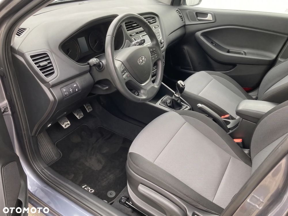 Hyundai i20 1.4 CRDi Premium - 6