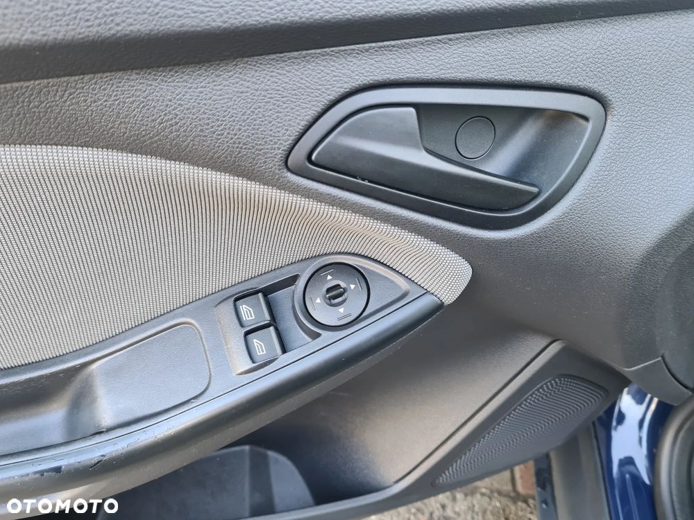 Ford Focus - 13
