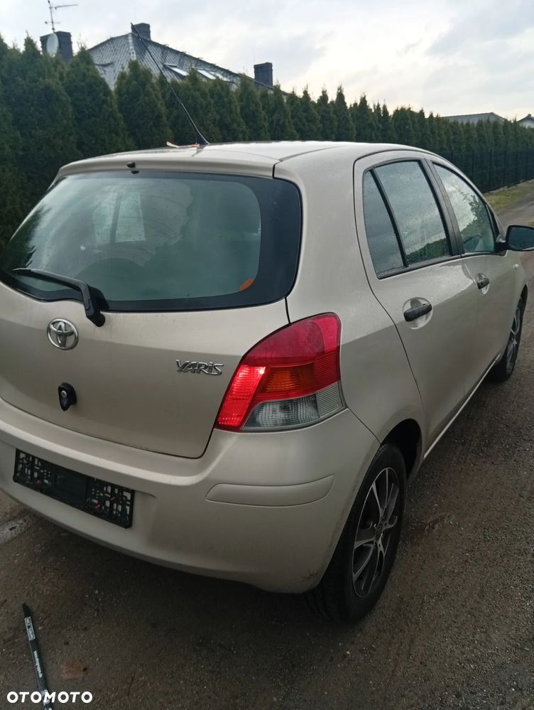 Toyota Yaris 1.33 Luna Start - 5