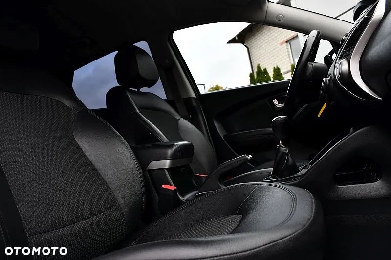 Hyundai ix35 2.0 2WD Style - 21