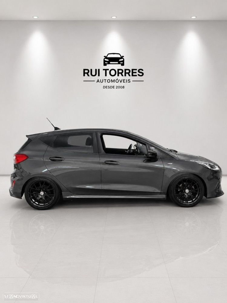 Ford Fiesta 1.0 EcoBoost S&S ST-LINE - 9