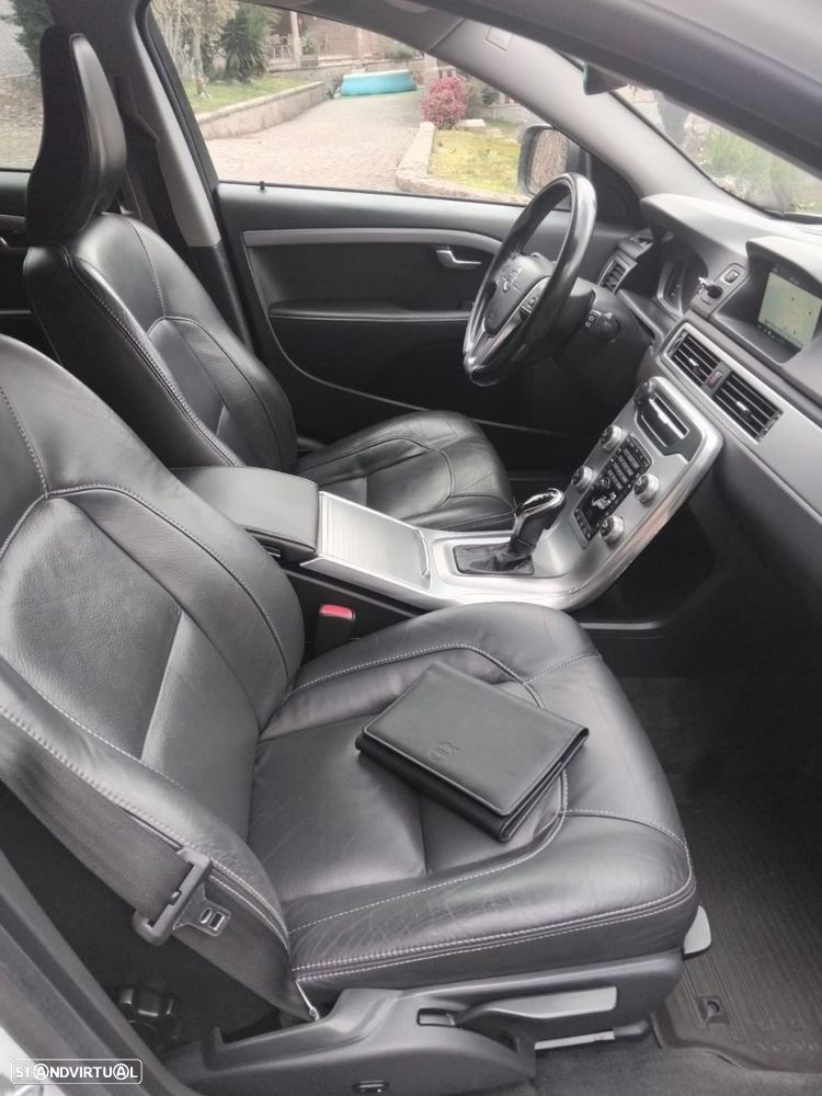 Volvo XC 70 2.0 D4 Summum Dynamic Geartronic - 9