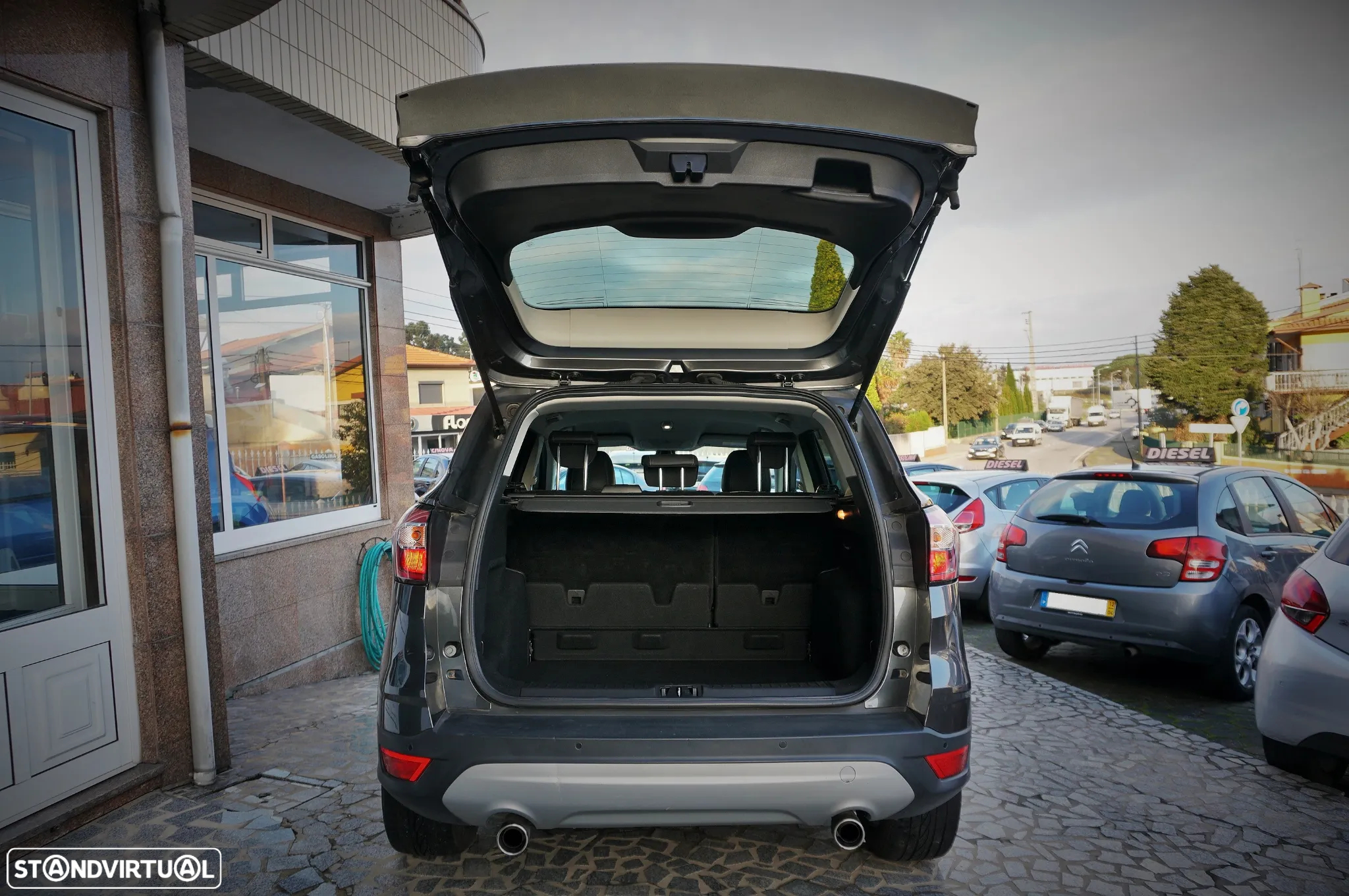 Ford Kuga 1.5 TDCi Titanium - 14