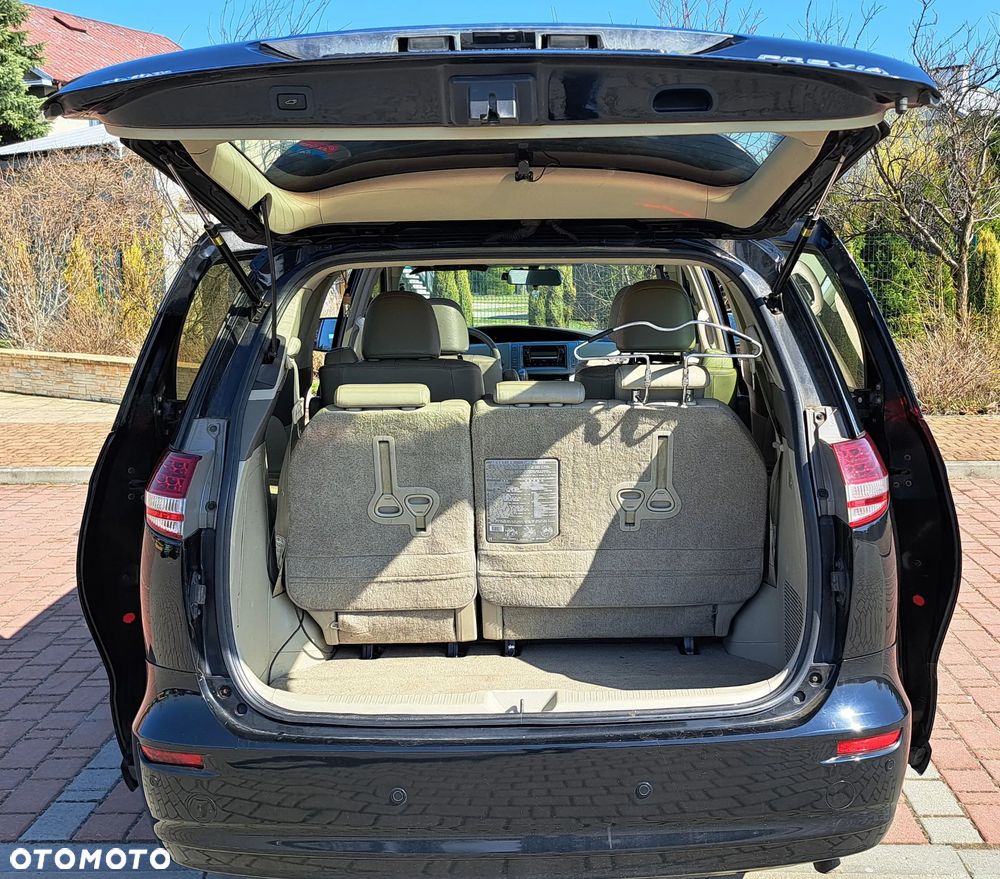 Toyota Previa - 7