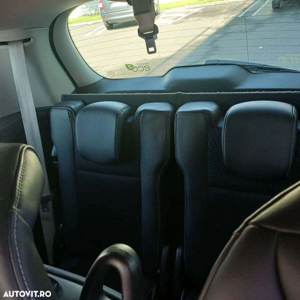 Renault Grand Scenic Energy dCi 110 S&S Bose Edition - 11