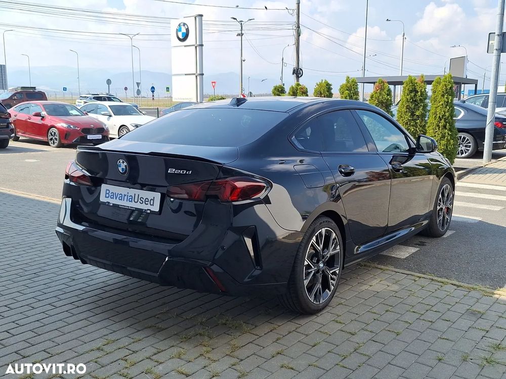 BMW Seria 2 220d AT MHEV - 6