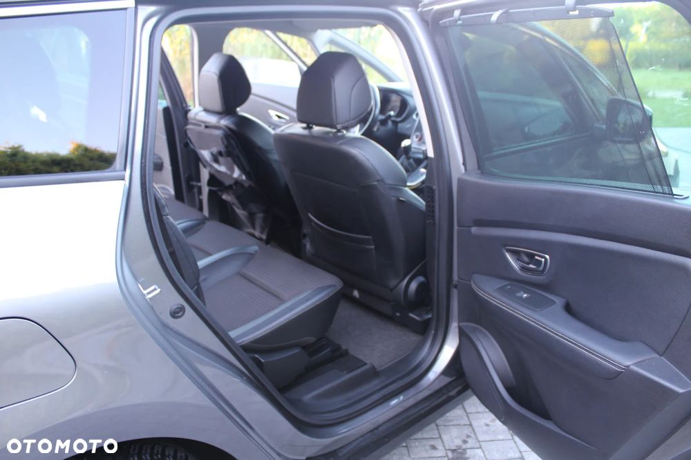 Renault Scenic TCe 140 GPF BUSINESS EDITION - 13