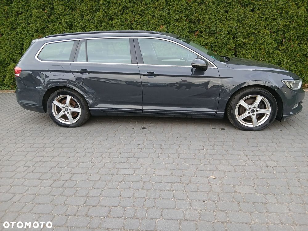 Volkswagen Passat 2.0 TDI (BlueMotion Technology) Comfortline - 3