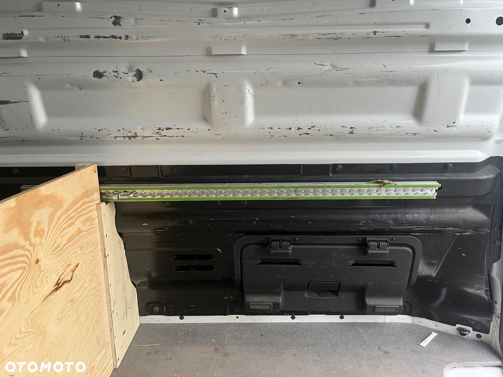 Renault Trafic - 17