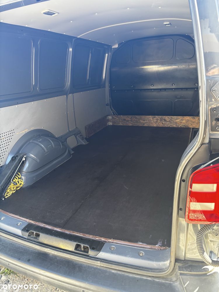 Volkswagen Transporter - 7