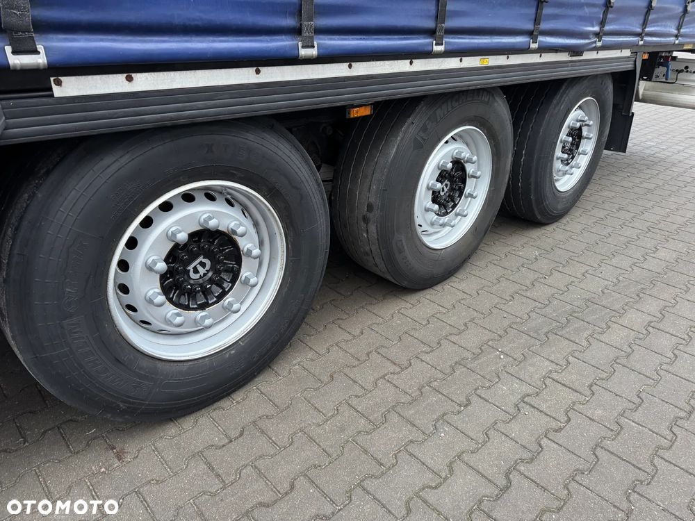 Krone SD Firanka Certyfikat XL, Dach podnoszony - 24