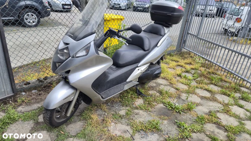 Honda Silver Wing - 1