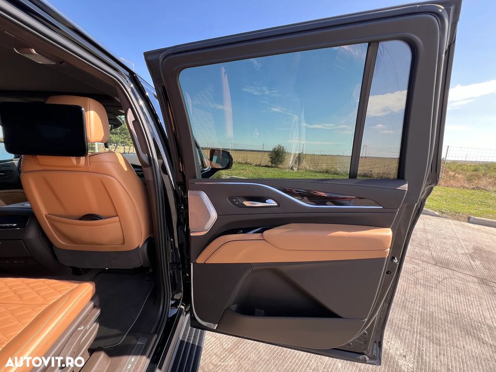 Cadillac Escalade 6.2 V8 ESV Platinum - 15