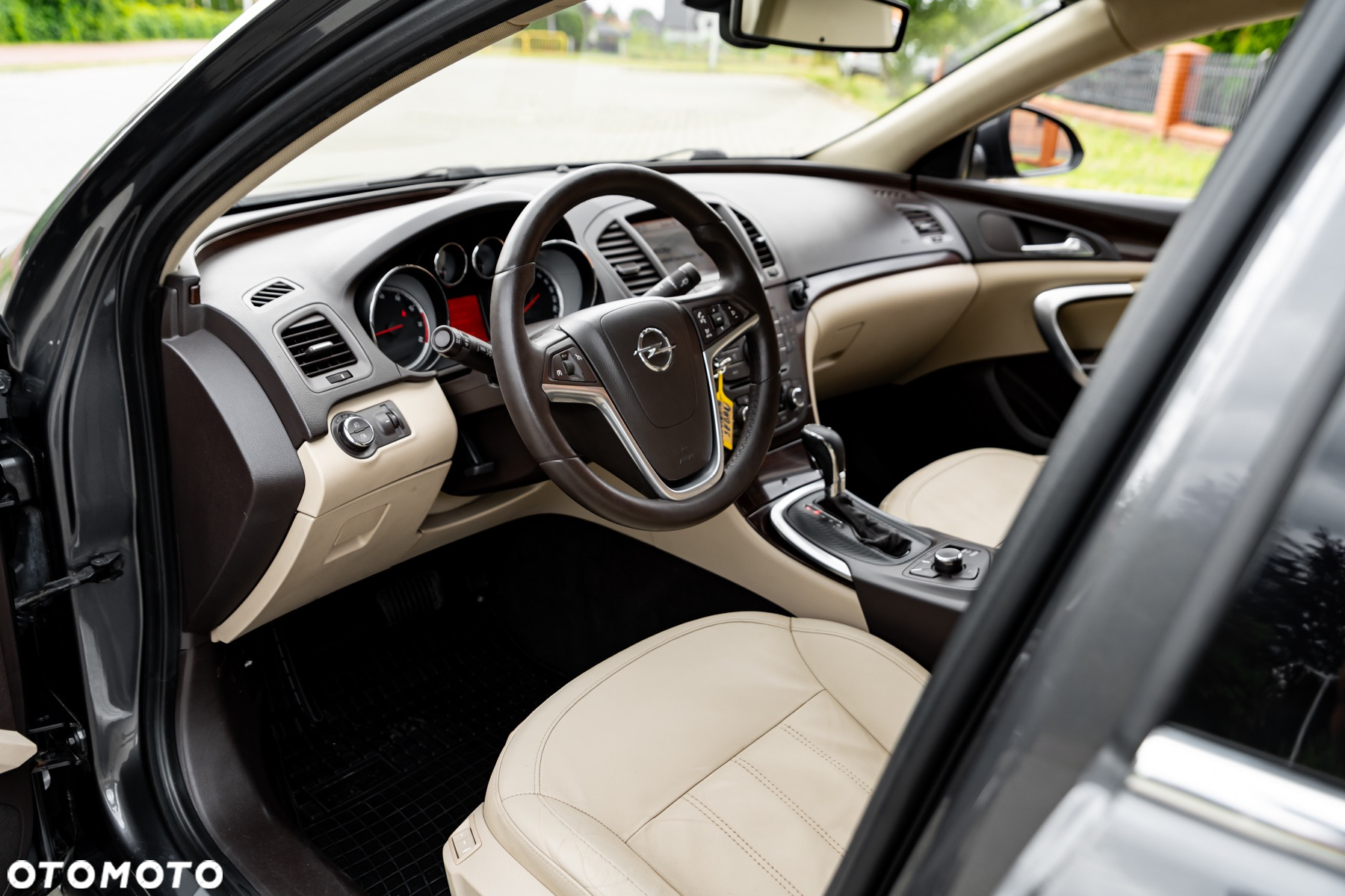 Opel Insignia 2.0 T Cosmo - 16