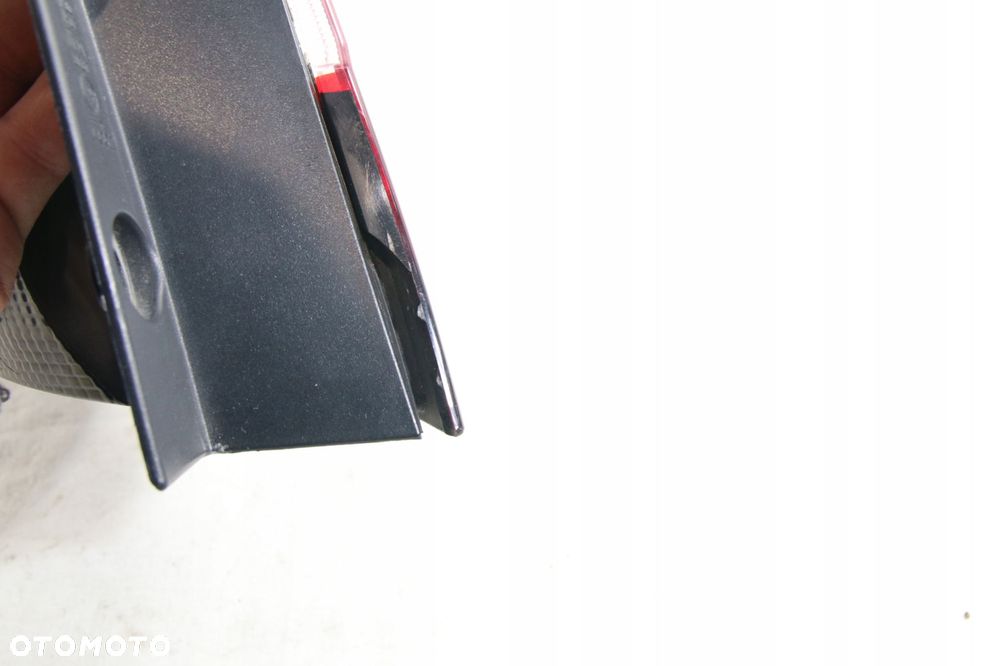 lampa tyl na blotnik europa oryginał skoda fabia iii 3 6v 9 kombi 2014-2021 - 4