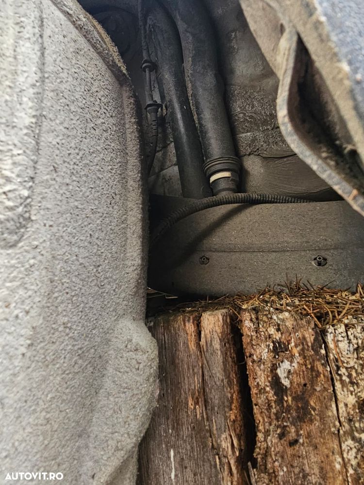 Volkswagen Passat Variant 2.0 TDI DPF DSG Comfortline - 14