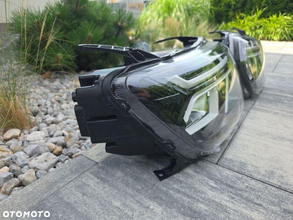 DACIA DUSTER 2 II LIFT Lampy przód Full Led 260602465R 260106194R Białe - 6