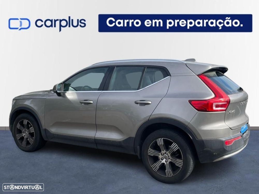 Volvo XC 40 2.0 D3 Momentum Plus Geartronic - 2