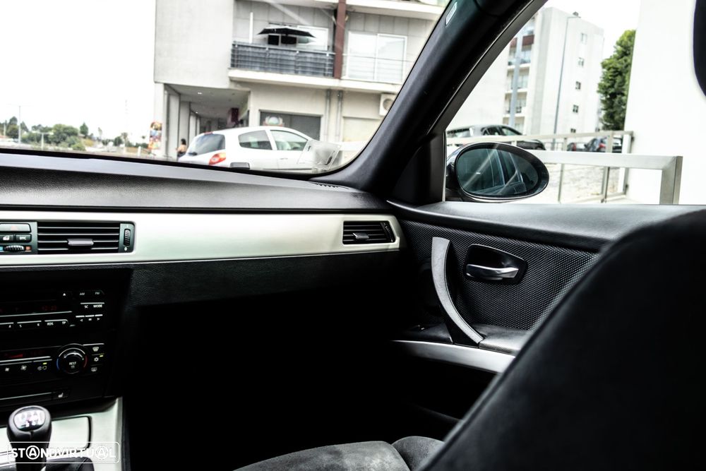 BMW 320 - 16