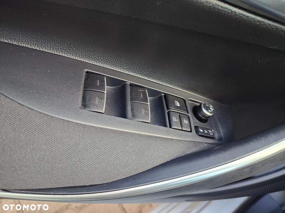 Toyota Corolla 1.8 Hybrid Comfort - 16