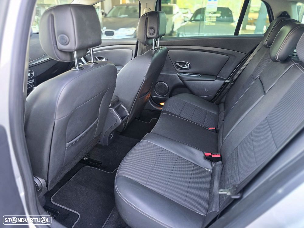 Renault Mégane Sport Tourer 1.5 dCi GT Line - 16