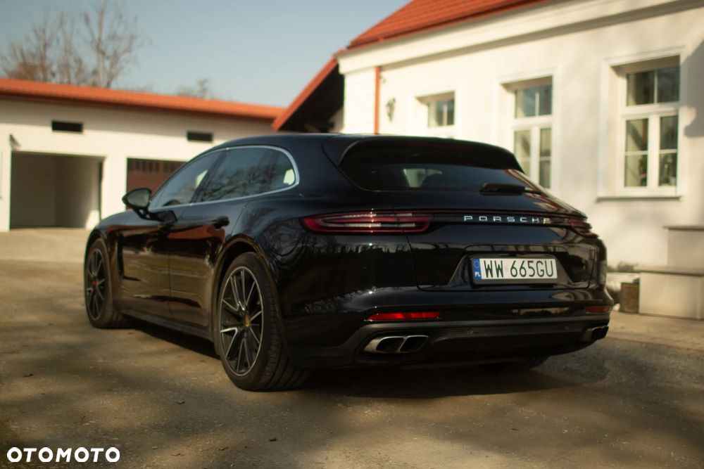 Porsche Panamera Turbo - 9