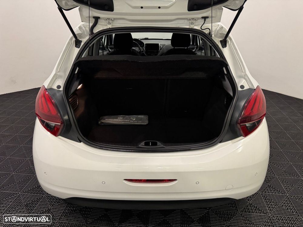 Peugeot 208 1.6 BlueHDi Style - 51