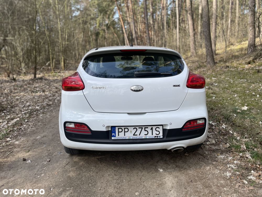 Kia Ceed 1.6 CRDi S - 6