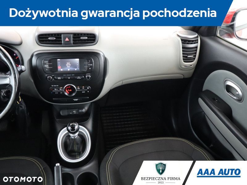 Kia Soul - 10