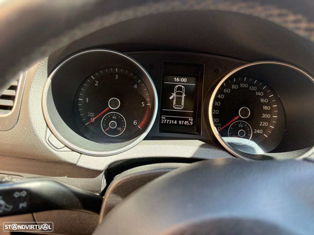 VW Golf 1.6 TDi Trendline - 4