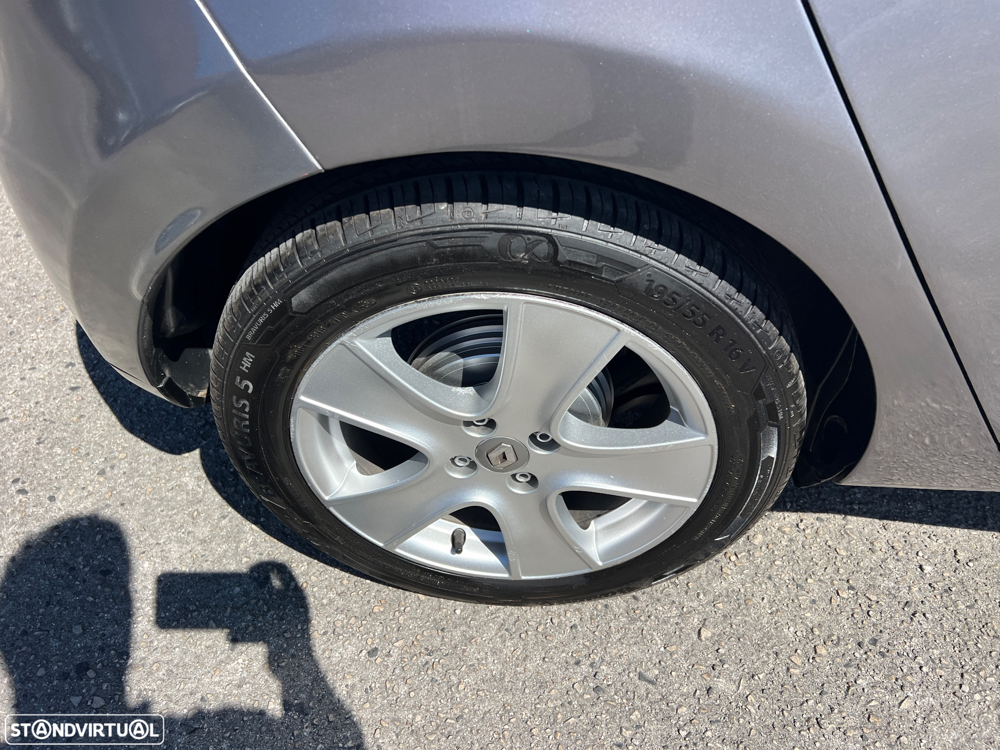 Renault Clio 1.5 dCi Dynamique S - 28
