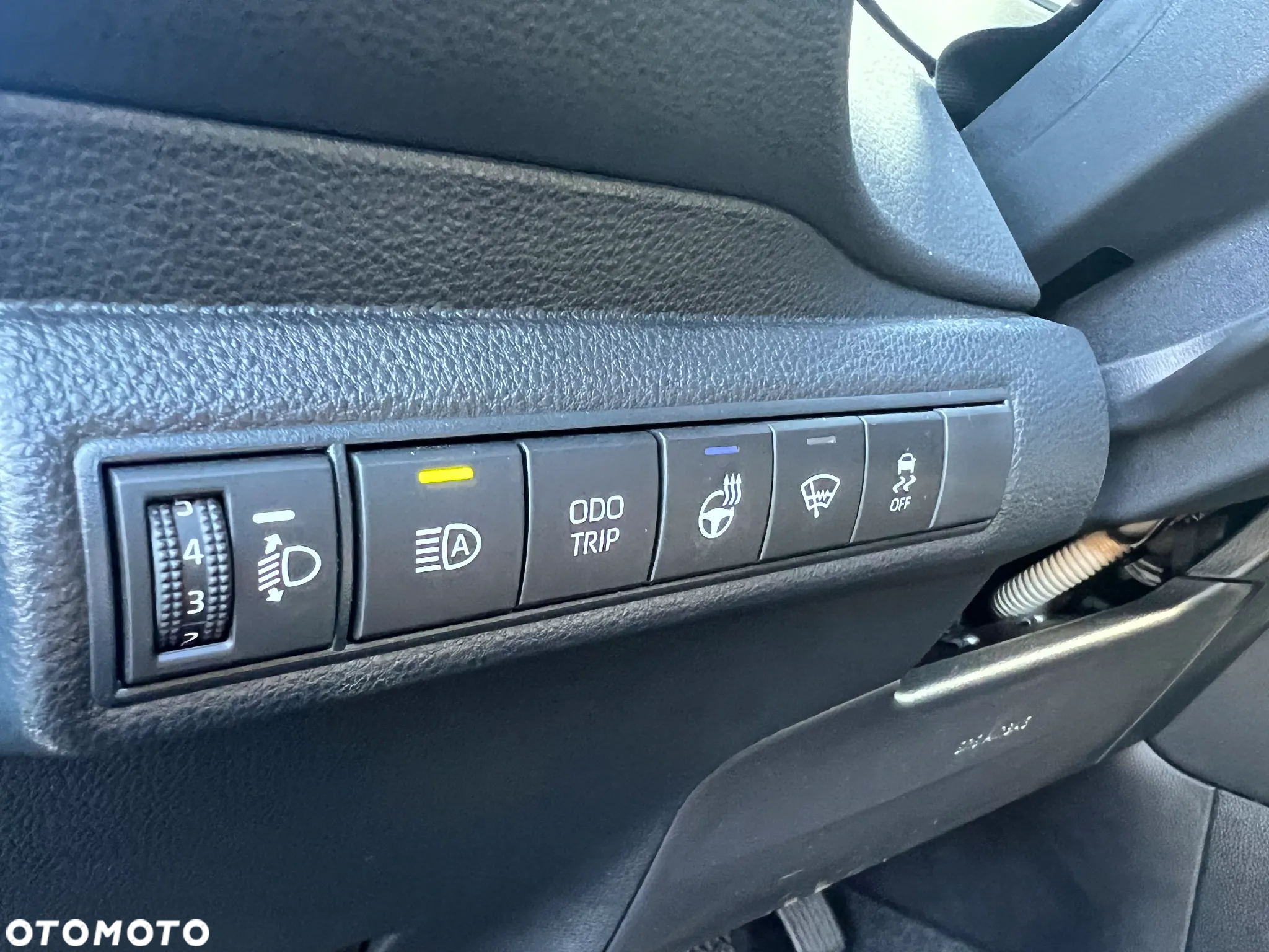 Suzuki Swace 1.8 Hybrid Elegance CVT - 10