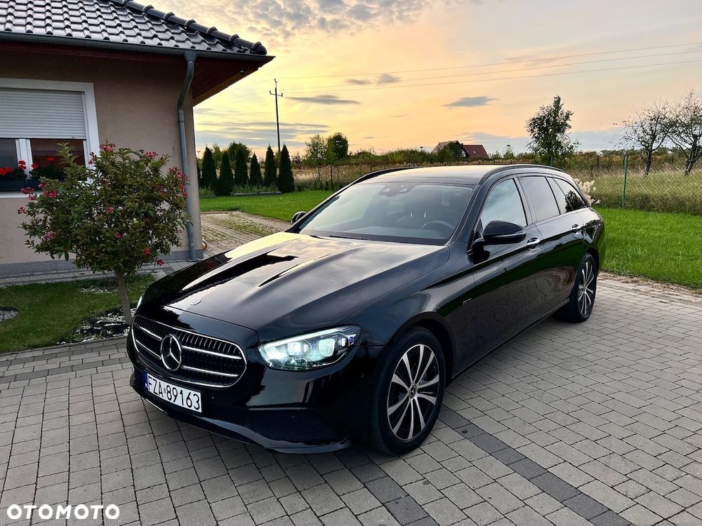 Mercedes-Benz Klasa E 220 d 4Matic 9G-TRONIC Avantgarde - 18