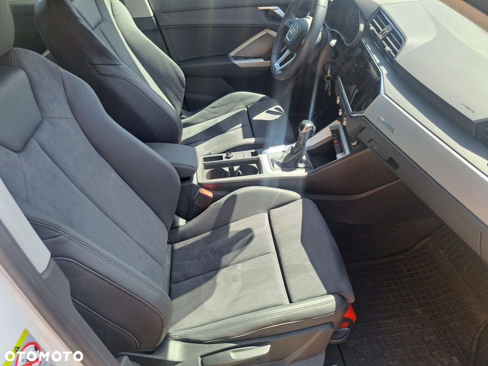 Audi Q3 35 TFSI S tronic - 7