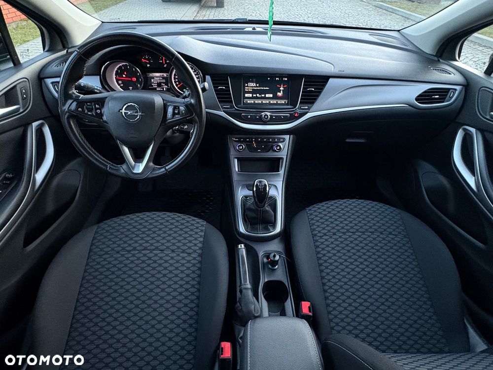 Opel Astra 1.0 T Enjoy S&S - 26