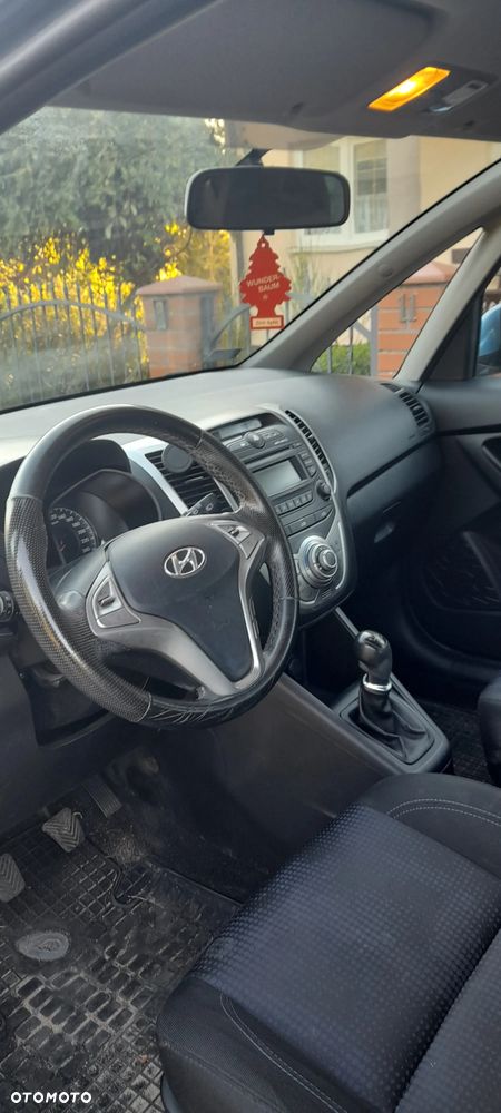 Hyundai ix20 - 16