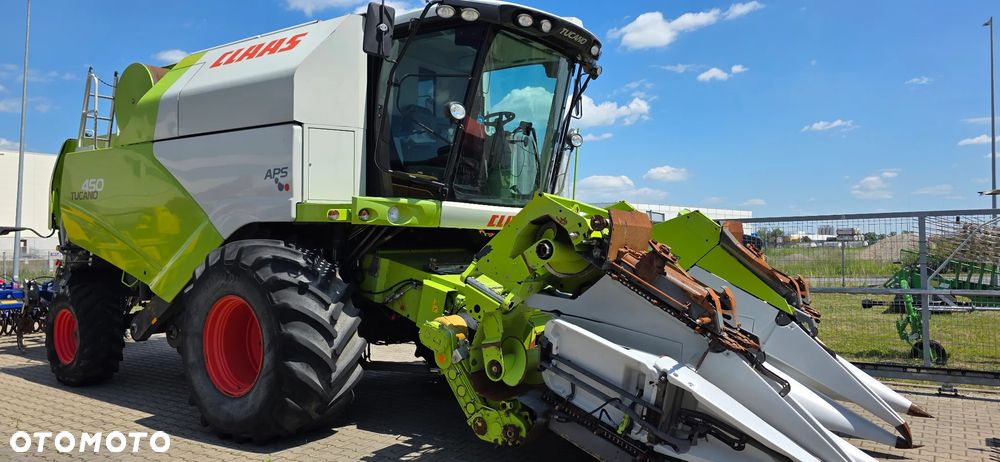 Claas Tucano 450 - 2