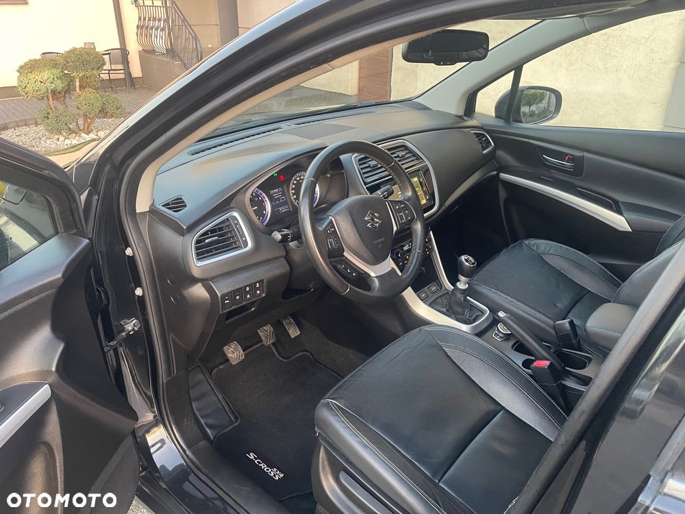 Suzuki SX4 S-Cross 1.4 Boosterjet Allgrip Comfort+ - 29