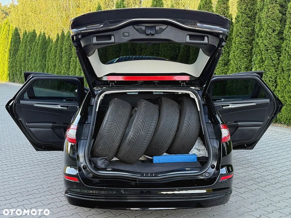 Ford Mondeo 2.0 TDCi Titanium PowerShift - 25