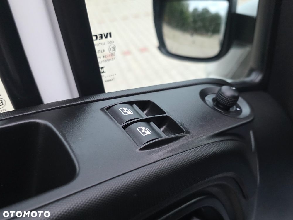 Iveco Daily 35S18 - 23