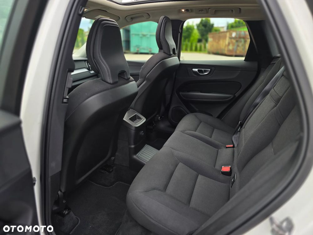 Volvo XC 60 T6 AWD Plug-In Hybrid Inscription - 26