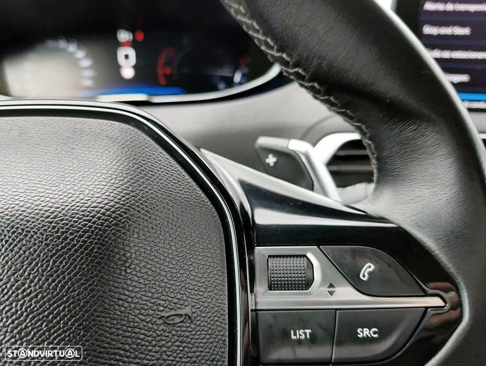 Peugeot 3008 1.5 BlueHDi Allure EAT8 - 18