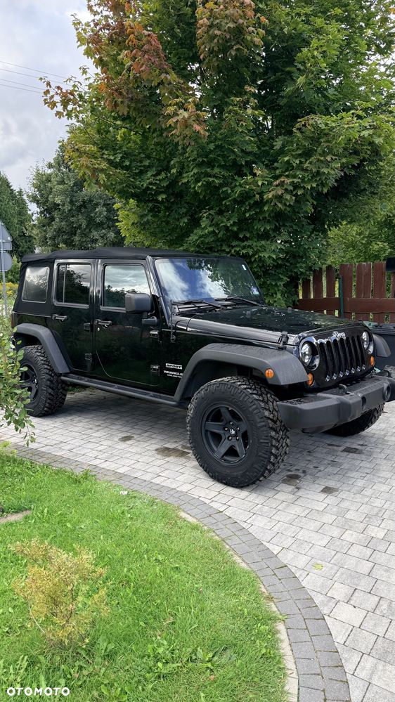 Jeep Wrangler - 32