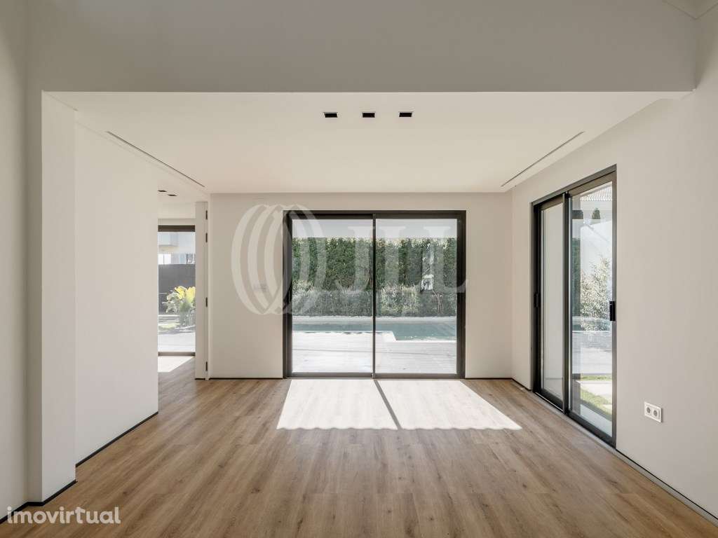Moradia T5 com piscina no Estoril, Cascais - Grande imagem: 4/48