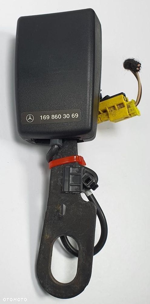 ZAPINKA PASA PRAWY TYŁ MERCEDES W245 1698603069 - 2