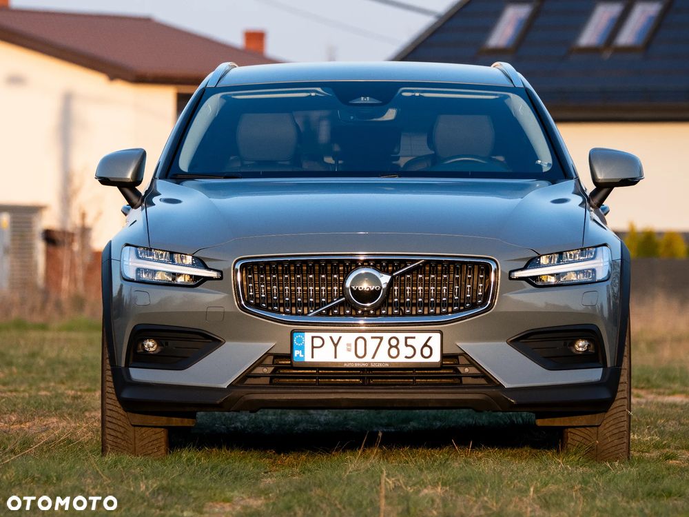 Volvo V60 Cross Country B4 D AWD - 3